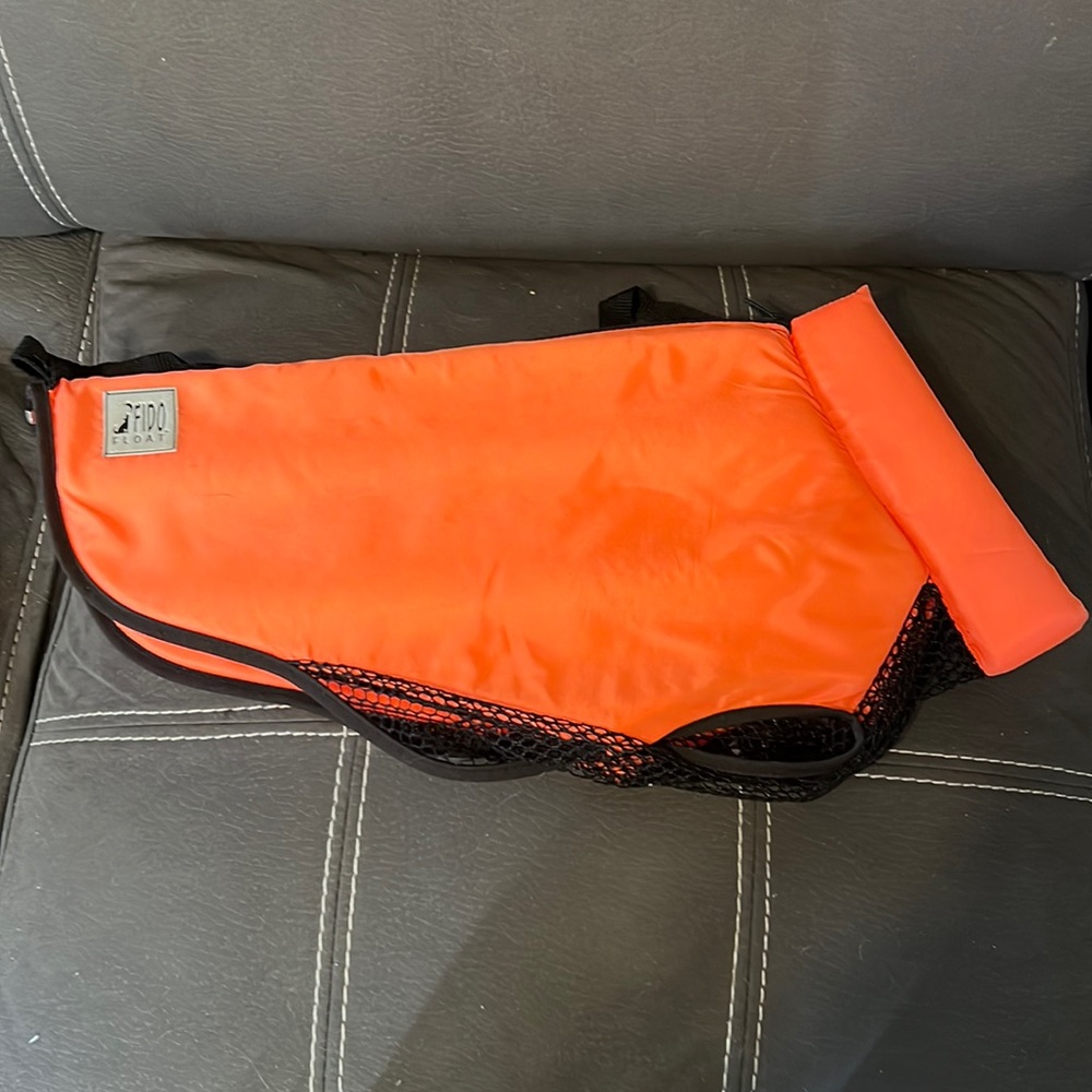Fido float size medium
